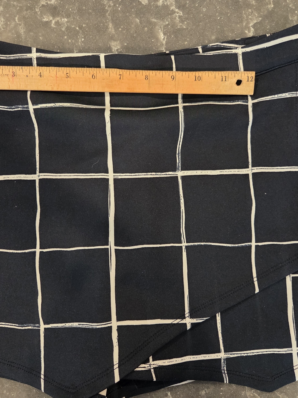 Abercrombie & Fitch Blue and White Windowpane Skort